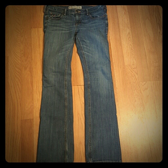 Hollister Social Stretch Boot Leg Jean Size 5R