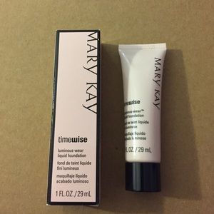 *Ivory 6*MaryKay luminous wear liquid  foundation