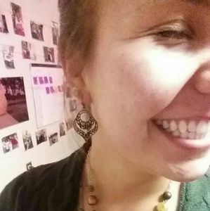 Meet your Posher, Valerie