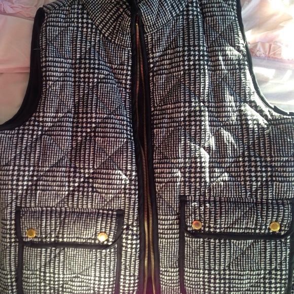 Look-a-like Herringbone Vest