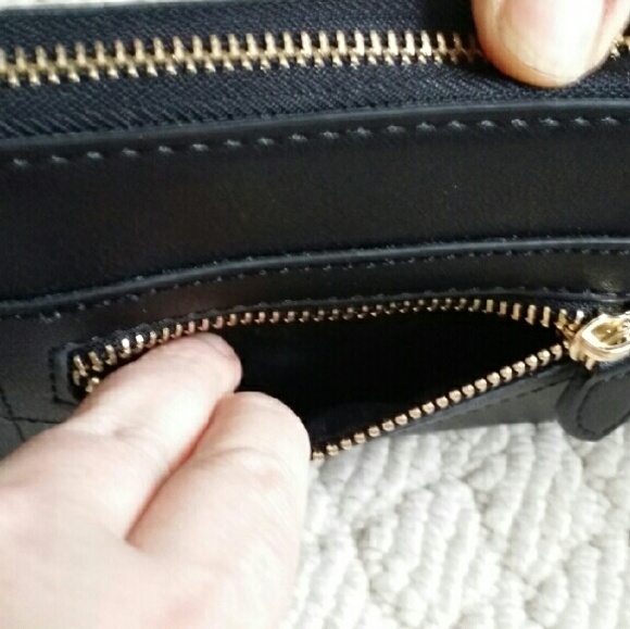 Wallet - Picture 2 of 4