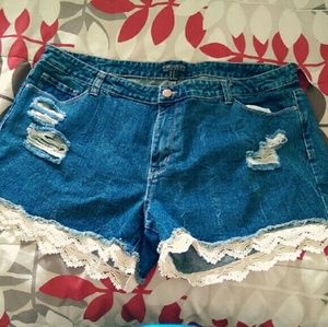 Forever 21 lace Jean shorts
