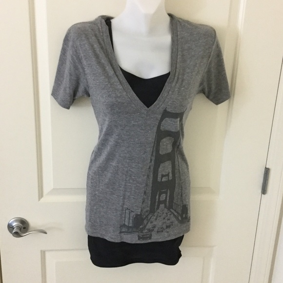 V neck shirt small therethere