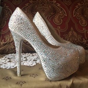 Platform heels