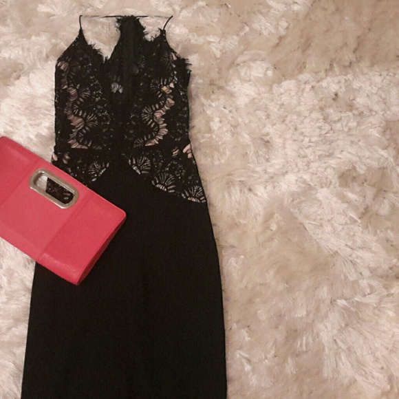 Pencil dress with Scallop Lace Bodice