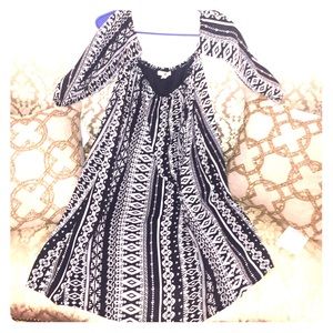 Cute off the shoulder tribal black and white