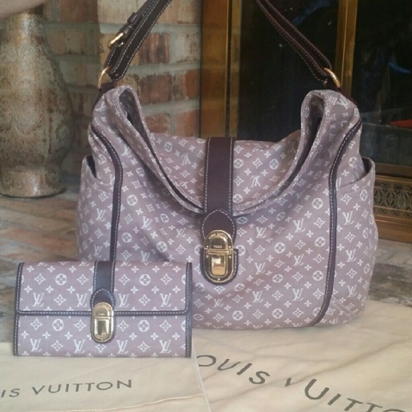Lv monogram Idylle Romance.. PRICE NEGOTIATIABLE