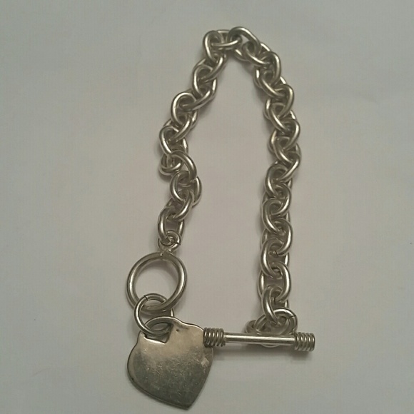 Silver heart toggle bracelet