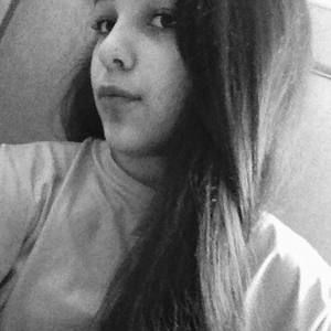 Meet your Posher, Julia