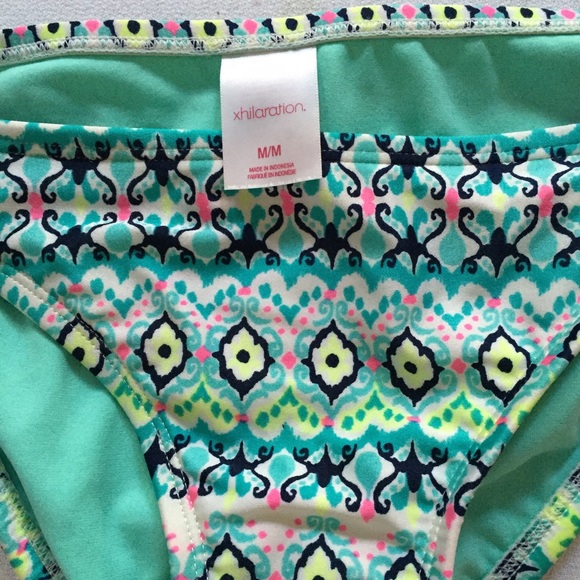 Swimming suit - Picture 2 of 3