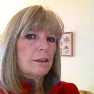 Meet your Posher, Connie