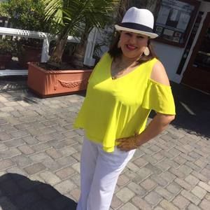 Meet your Posher, Karin