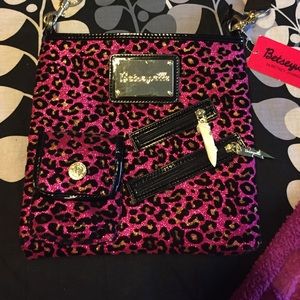 Betseyville satchel