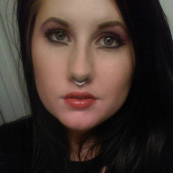 Meet your Posher, Irie - Picture 1 of 1