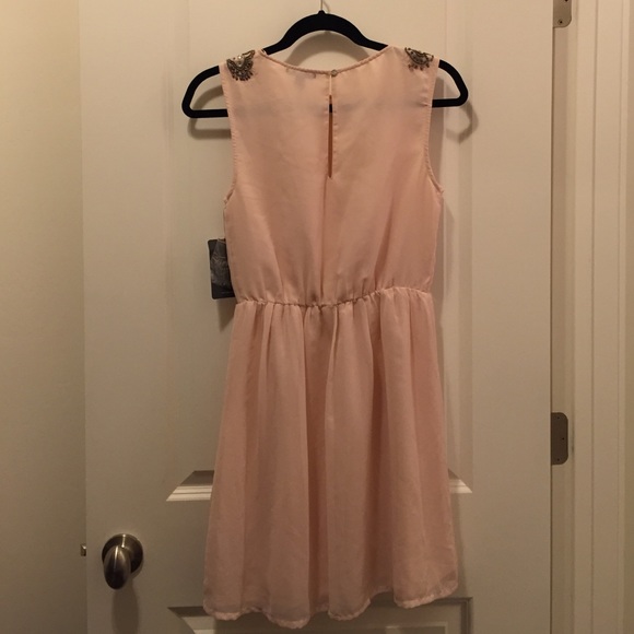 Zara light pink dress with beading - Picture 3 of 4