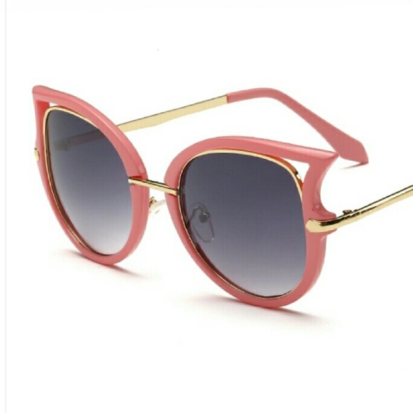 Ladies!!!! Cat Eye Lens - Picture 1 of 3