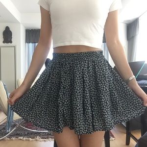 Brandy Melville skirt