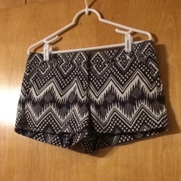 J. Crew Pants - FINAL MARKDOWN! Like new JCrew shorts-size 8!