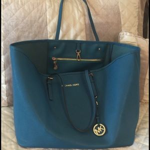 Michael Kors Blue/ Green Jet Set Purse
