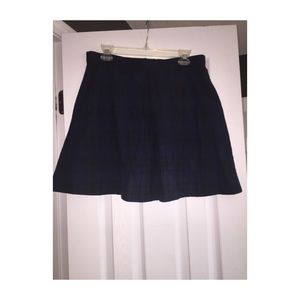 Gap Navy and Black plaid skirt