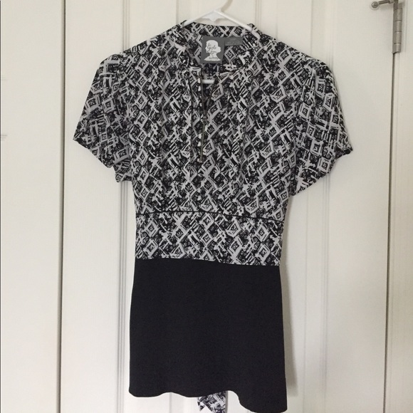 Anthropologie Tops - ANTHROPOLOGIE Black/White Top