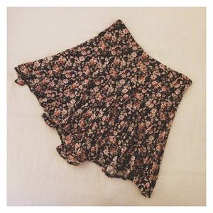 ❗️LAST CHANCE❗️Vintage Floral Skort