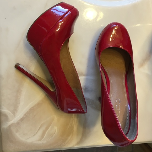 Also Red platform heels - Picture 3 of 4