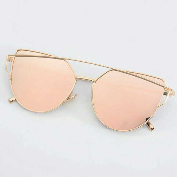 Classic, Cat Eye Avaitors Sunglasses - Picture 1 of 3