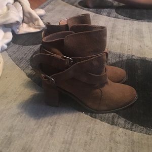 Zara booties.... Good condition!