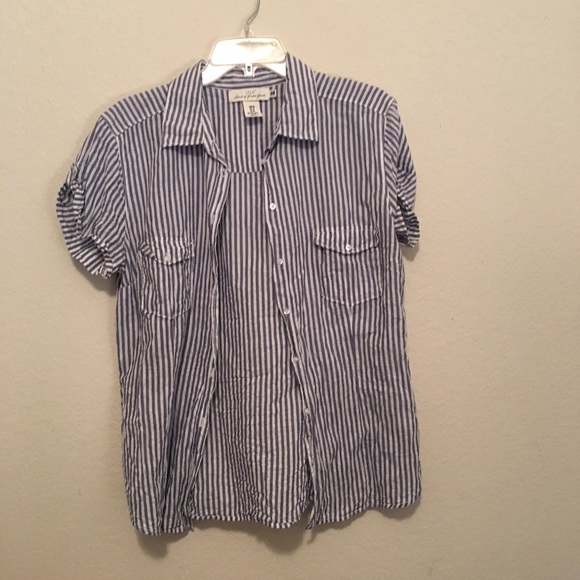 Gently used L.O.G.G striped shirt💖