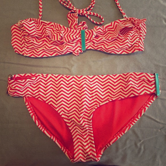 Chevron Bandeau Bikini!