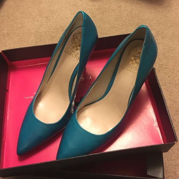 Vince Camuto Pump
