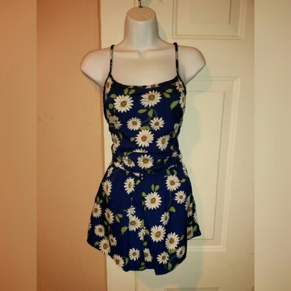 🚫SOLD🚫 Floral romper