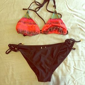 Fiery string bikini!
