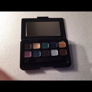 Two eye shadow bundle