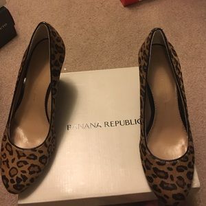 Banana Republic Wedge