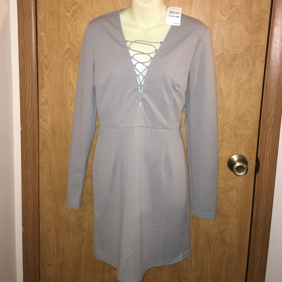 Missguided Grey Lace-Up Bodycon Dress - Picture 2 of 4