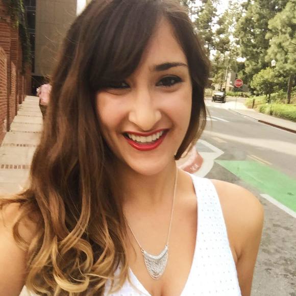 Meet your Posher, Laila