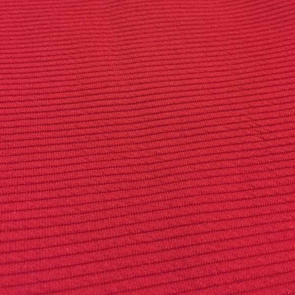 Tight fitting red skirt. - Picture 3 of 3