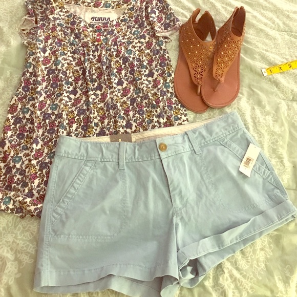Old Navy Pants - NWT blue shorts
