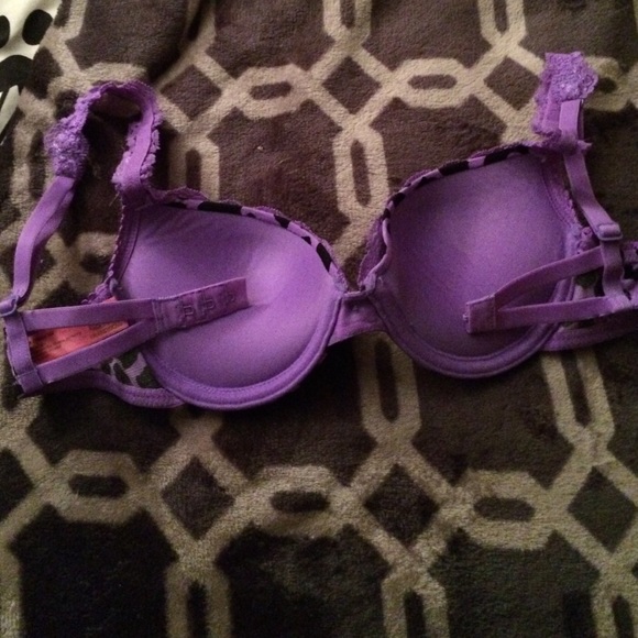 Cute bra - Picture 2 of 3