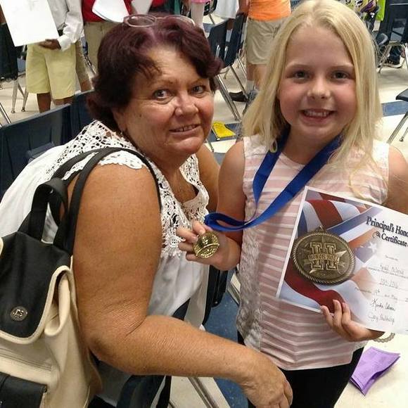 Meet your Posher, Sharon - Picture 1 of 1