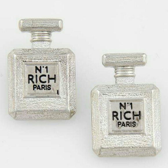 1 Rich N Paris Earrings