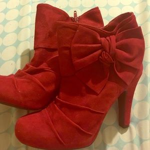 Sexy Red ankle boot