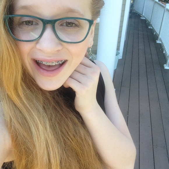 Meet your Posher, Molly - Picture 1 of 1