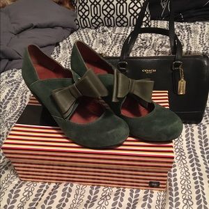 Hunter Green Mary Janes