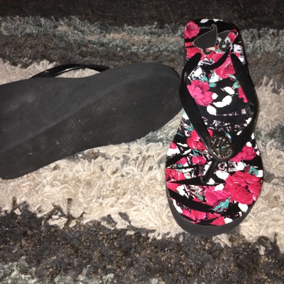 Bebe sandals - Picture 3 of 4