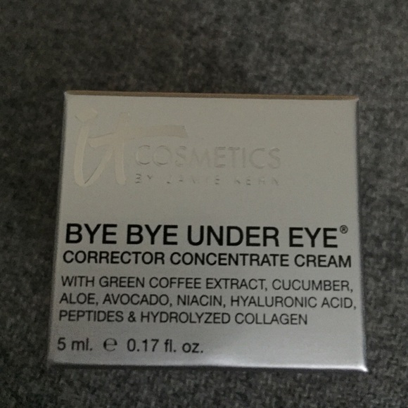 Used bye bye eye corrector "MEDIUM"
