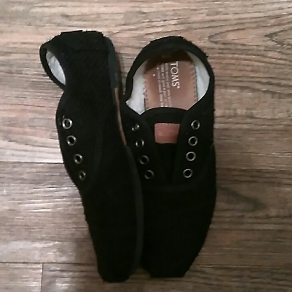 Toms