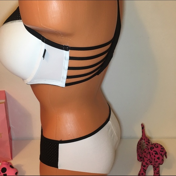 🚫SOLD🚫NEW PINK VS CAGED PUSH UP BRA SET - Picture 4 of 4